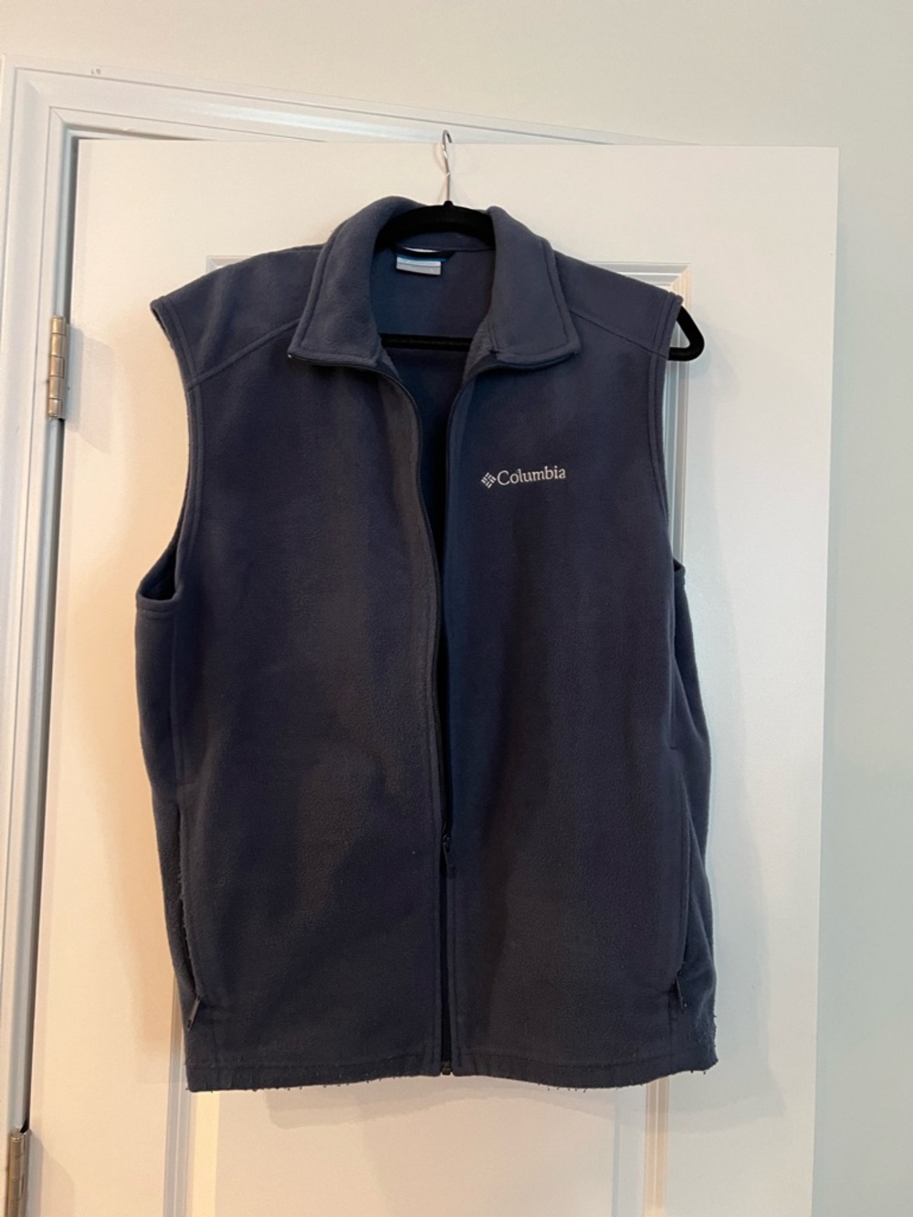 Columbia Men's Navy Fleece Vest size Large